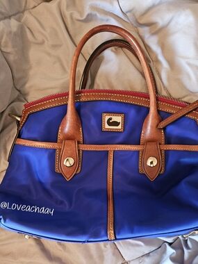 ✨️Dooney & Bourke Wayfarer Nylon Domed Satchel